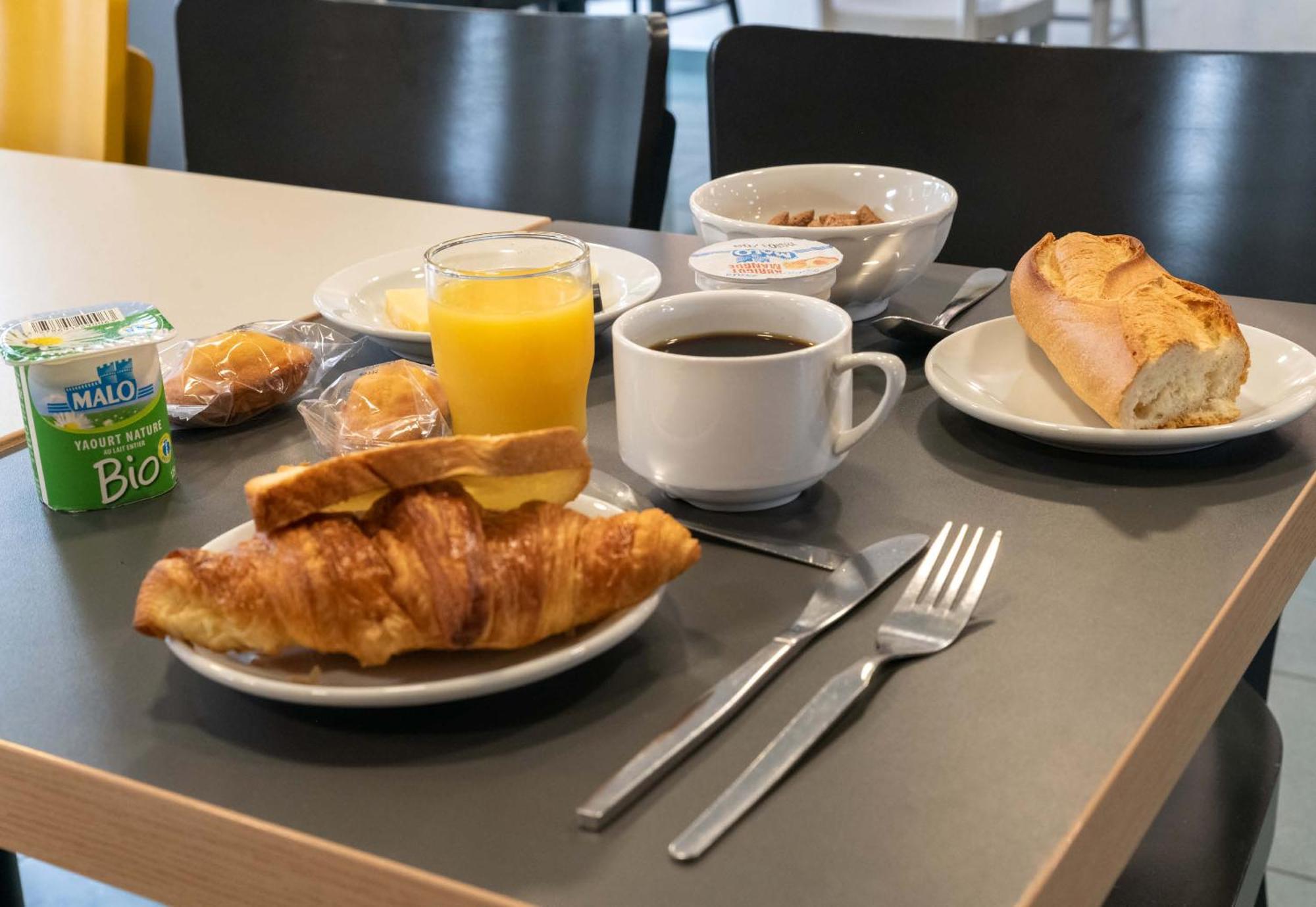 B&B Hotel Dieppe Saint-Aubin-sur-Scie Zewnętrze zdjęcie